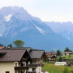 Feichter Szálloda 3*